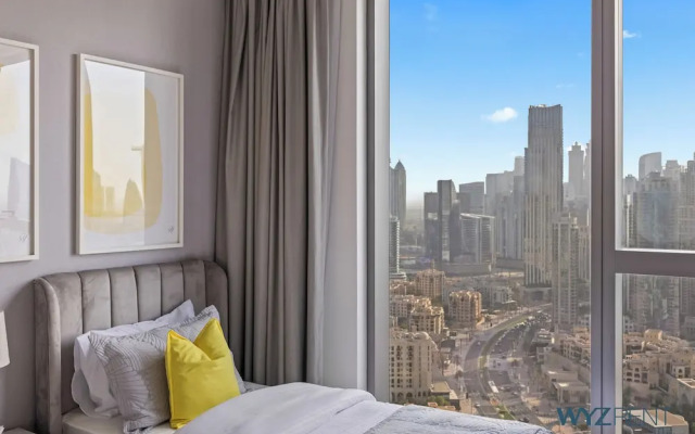 Prestigious 3.5 BR in Boulevard