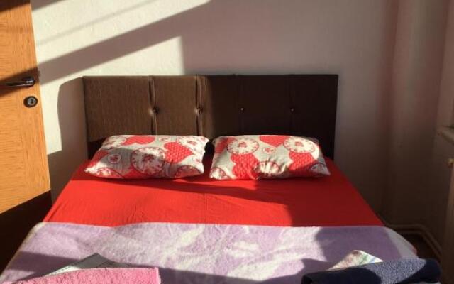 Old town kagitci apart