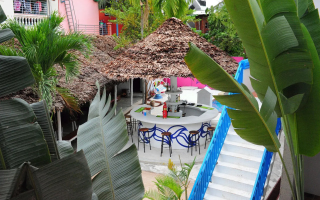 Kafu Hostel & Pool