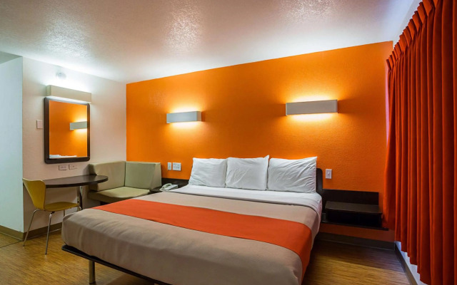 Motel 6 Wenatchee, WA