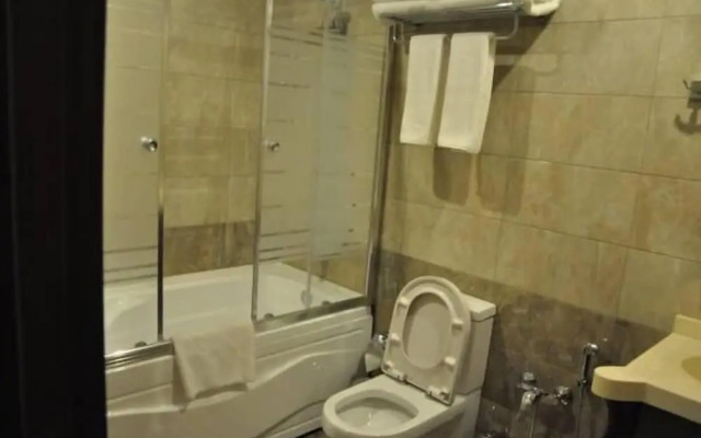 Joyy Hotel & Spa