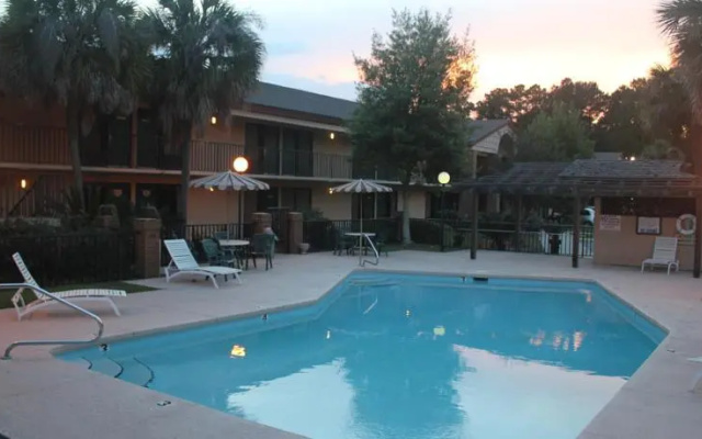 Stay Inn Suites Valdosta