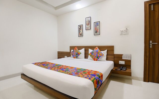 FabHotel Comfortable Stay