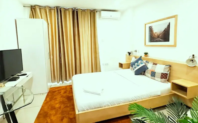 The Gallery Apartment