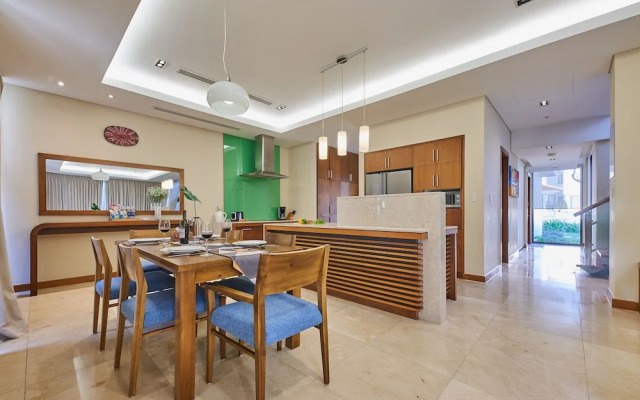 Vacation Homes Pool Villa