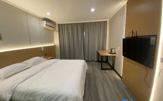 Poli Light Hotel (Beilun Port Area)