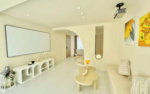 QIMeow Garden Hotel