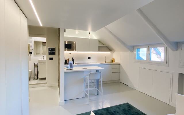 Pietro Micca 4 - Mansarda in Bianco P IVA