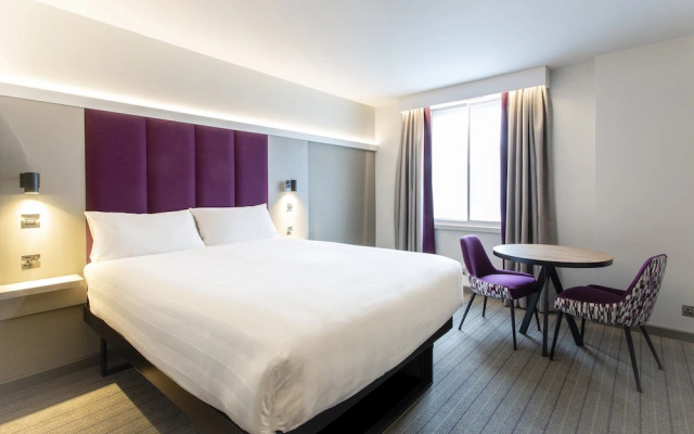 Premier Inn Glasgow Newton Mearns - M77 J4