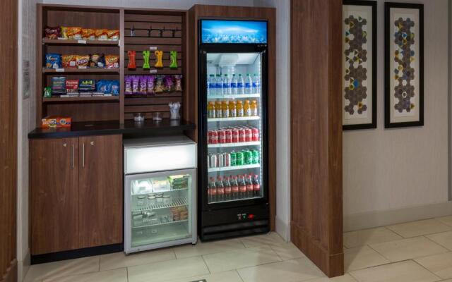 Holiday Inn Express Hotel & Suites Hillview by IHG