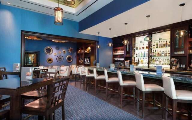 Signature Suite on the Strip