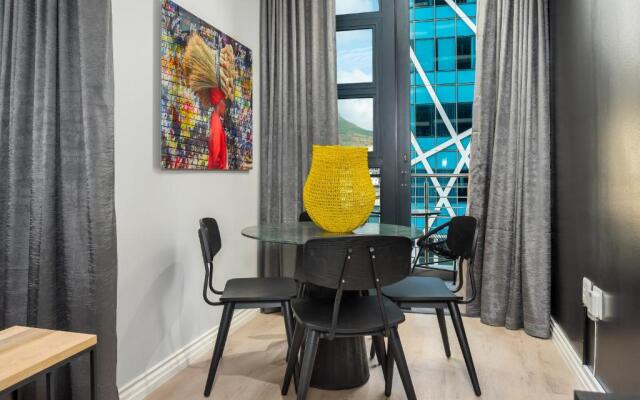 16 on Bree Luxury Apartments