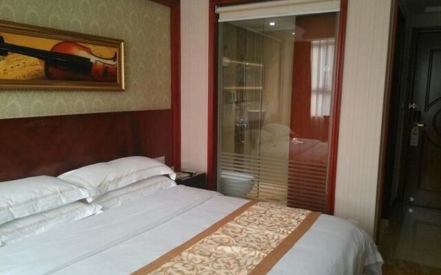 Vienna Hotel Guangzhou Tonghe Subway Station