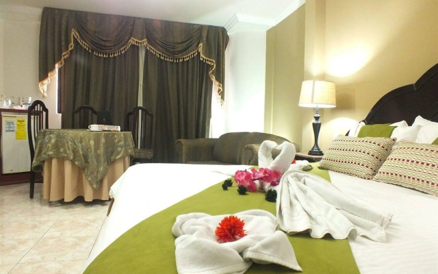 Hotel Puerta del Sol