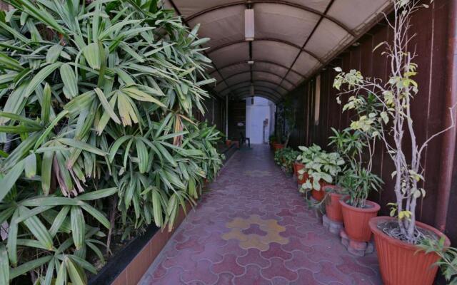 Collection O Hotel Diamond And Residences