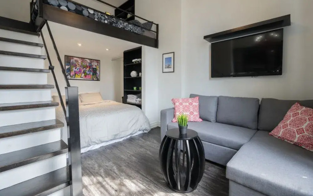 Applewood Suites - Modern Paradise Loft