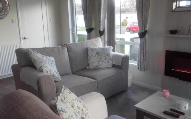 Luxury 6 berth lodge at Quince 10