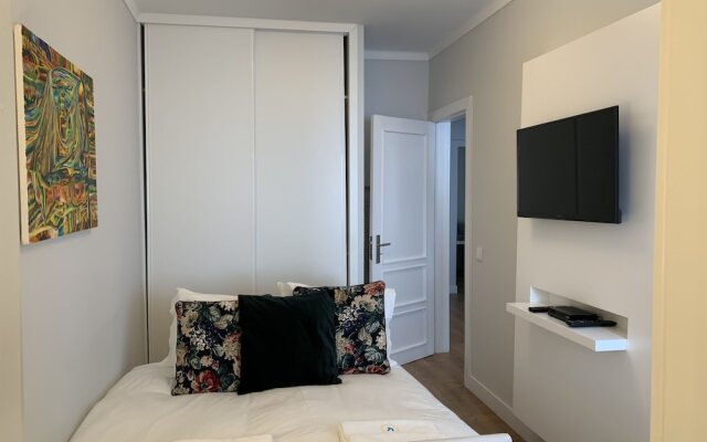 Exquisite apartment in Monte Estoril
