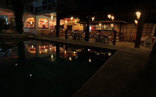 Paradise Resort & Dive Center