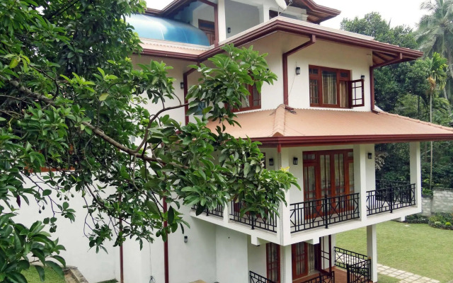 Dilray Villa
