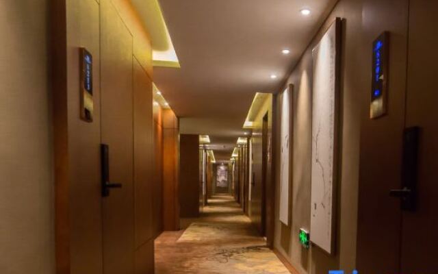 Yijiangdong Boutique Hotel.