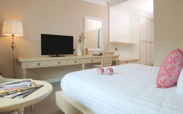The Raya Surawong Bangkok – Guest Rooms – Bangkok