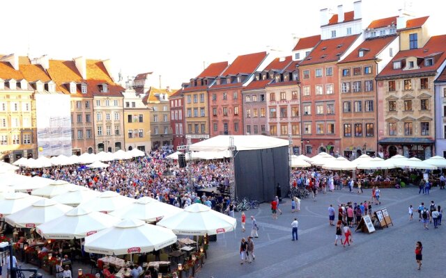 AAA STAY Market Square Old Town