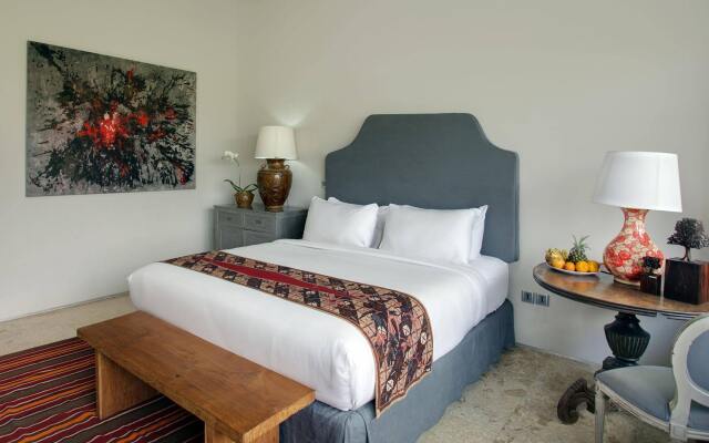 Room & Vespa Suite 2