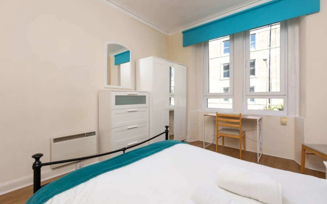 Homely 1 Bedroom Flat Near Haymarket Station