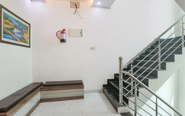 FabHotel Lumbini International