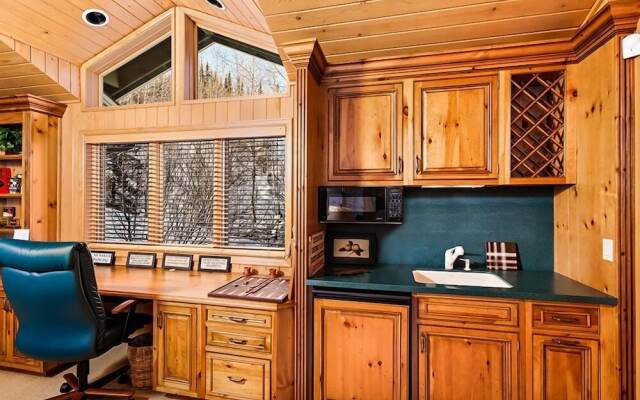 Snowmass Home with Hot Tub, Decks & Mountain Views - 921 by RedAwning