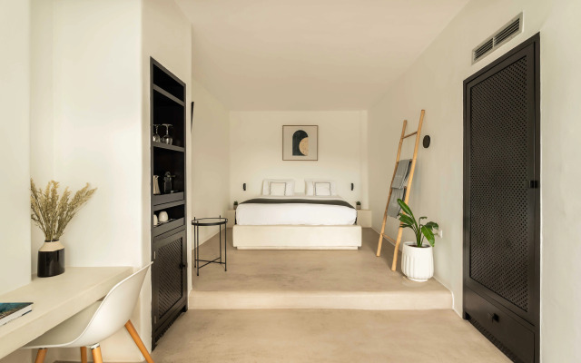 Rocabella Santorini Hotel & SPA