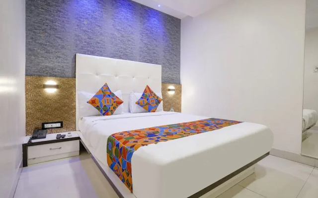 FabHotel Golden Star