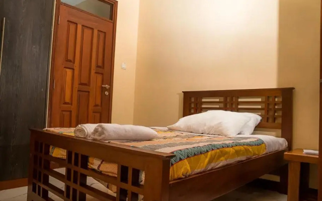 B2 Le Royal SQ Room in Apartment