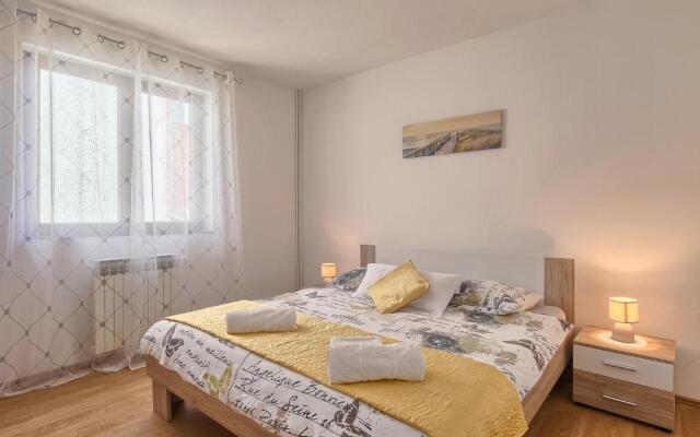 Apartman D&D, Dvorine 63