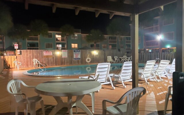 Lani Kai 109 by RedAwning