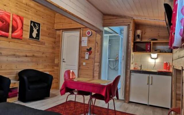 Hostel Mansikka avoin yhtiö