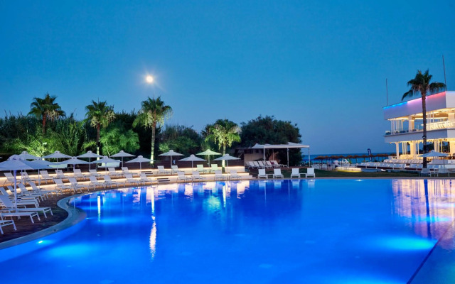 So Nice Club Resort