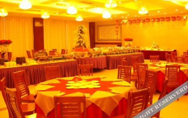 Nanjing Xuanwu Lake GuDu Hotel