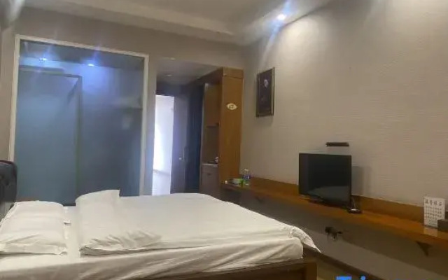 Ruili Tianhong Hotel