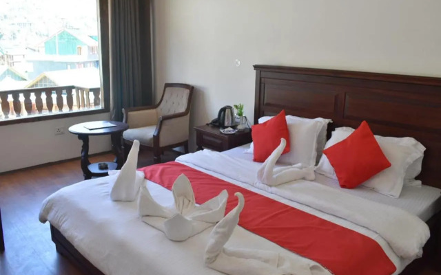 Hotel Alpas Manali