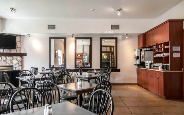 Comfort Inn And Suites