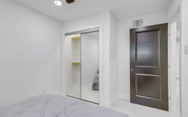 Houston Apartment: Close to University & Downtown