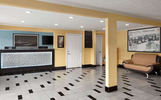 Super 8 by Wyndham Whites Creek/ Nashville NW Area