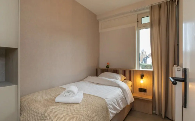 Lovely Seaside Apartment for Three