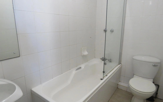 2 Bronze Beach Umhlanga