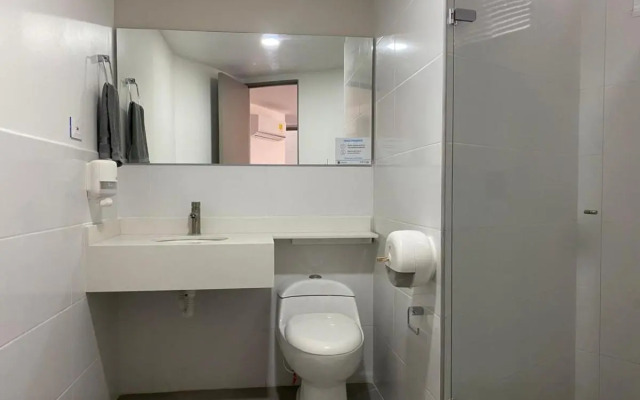 Hotel las Olas Yumbo