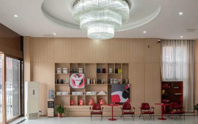 Junyi Hotel Chain (Chibi No.1 Middle School Branch)