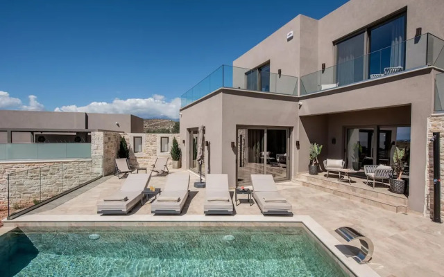 Villa Paradise 2 in Kalamaki