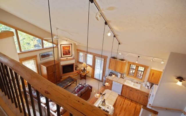 Saddle Creek Townhomes by Pioneer Ridge Management